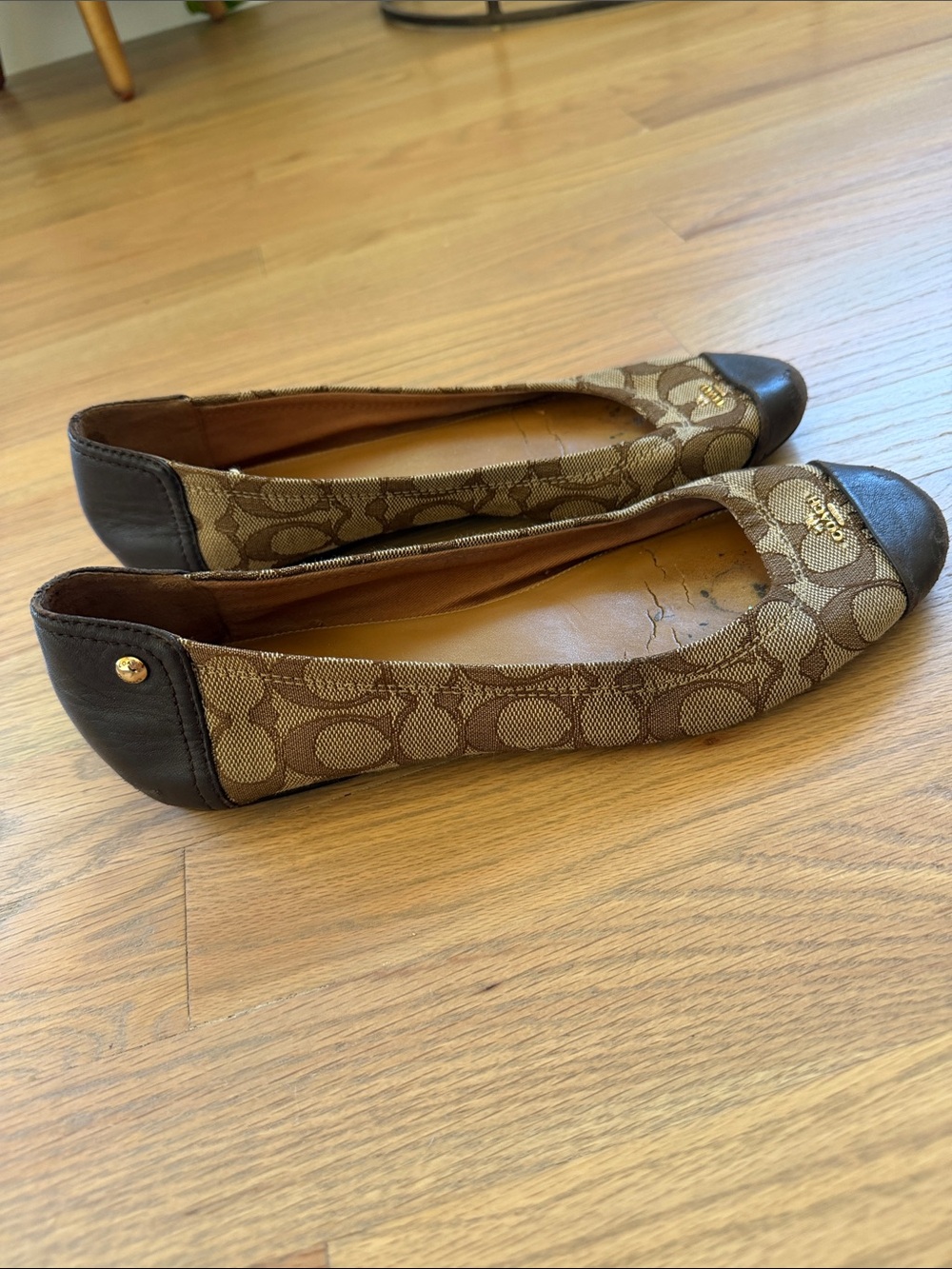 Coach Signature Canvas Ballet Flats Brown/Tan Leather Cap Toe Approx Size 9